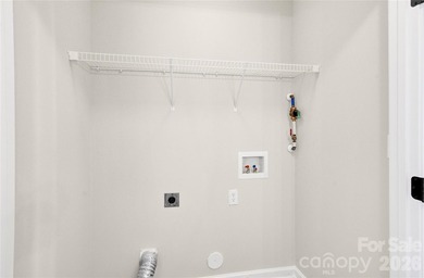 This beautifully maintained 3-bedroom, 2.5 bath move- in ready - photo 25