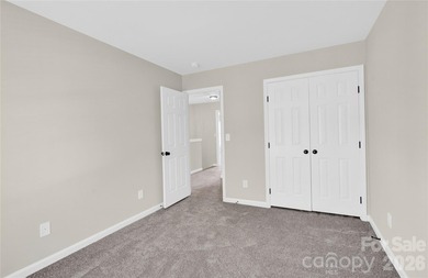 This beautifully maintained 3-bedroom, 2.5 bath move- in ready - photo 28
