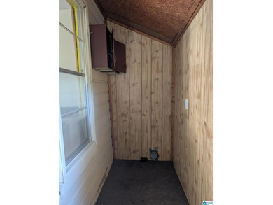 Deeded Waterfront Home - 1 bedroom 1.5 baths. 50 feet of - photo 12