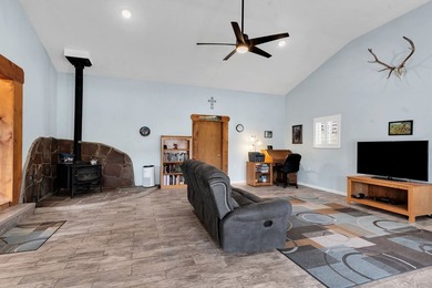 Charming creekside Colorado property featuring a main home - photo 20