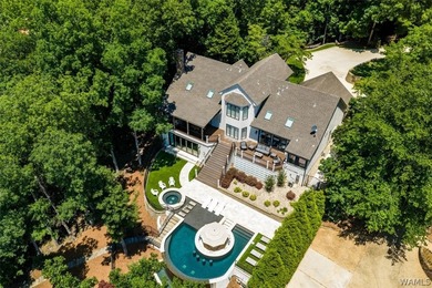 Welcome to 7004 Windward Avenue NE, a spectacular Lake - photo 2