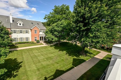 Sophisticated design and effortless living come together in this - photo 21