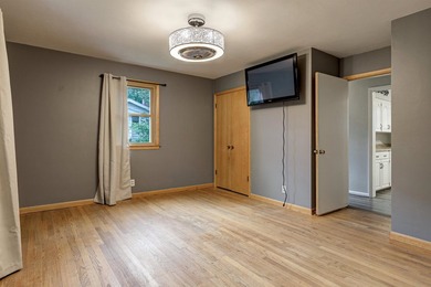 Charming Cape Cod in SE Neenah! This inviting 4-bedroom - photo 24