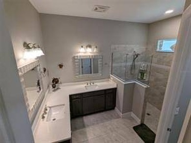 Welcome to this stunning pool home that offers a perfect blend - photo 6