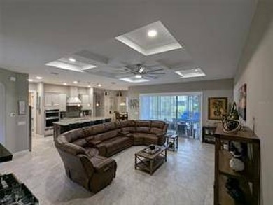 Welcome to this stunning pool home that offers a perfect blend - photo 7