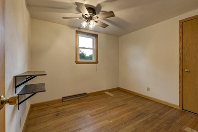 Charming Cape Cod in SE Neenah! This inviting 4-bedroom - photo 30