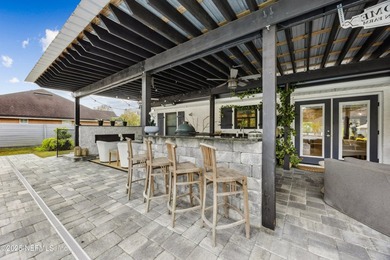 Enjoy peaceful living in this modern 4BR/3BA farmhouse on nearly - photo 31