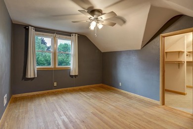 Charming Cape Cod in SE Neenah! This inviting 4-bedroom - photo 35