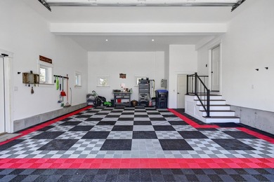 Set within an intimate four-home coastal enclave near the - photo 38