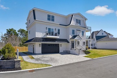 Set within an intimate four-home coastal enclave near the - photo 43