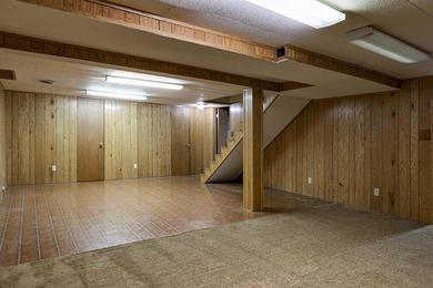Charming Cape Cod in SE Neenah! This inviting 4-bedroom - photo 44