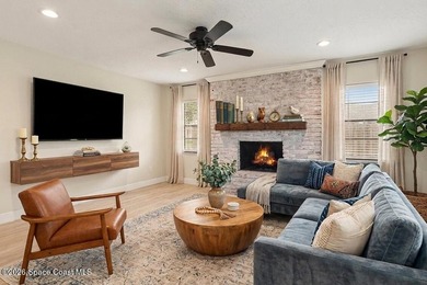 Concrete block home with 3 bedrooms, 2 bathrooms, 2 car garage - photo 2