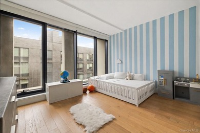 PH1, an awe-inspiring 4-bedroom duplex residence in The - photo 16