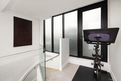 PH1, an awe-inspiring 4-bedroom duplex residence in The - photo 19