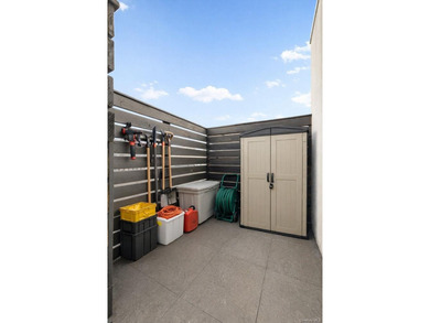 PH1, an awe-inspiring 4-bedroom duplex residence in The - photo 22