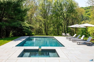 A breathtaking country estate nestled in the picturesque town of - photo 25