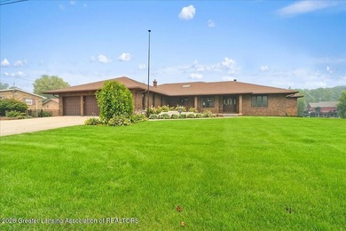 Staycation every day! Beautiful 3-bedroom, 2.5-bath waterfront - photo 50