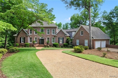 Welcome to 1821 Point Clear Road, a Lake Tuscaloosa retreat - photo 1