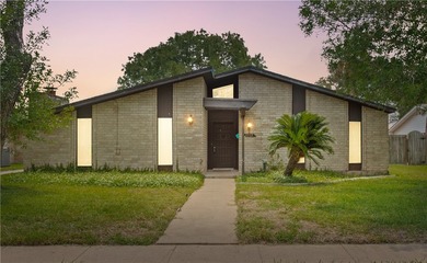 Welcome to 4505 Cobblestone Lane, a well-maintained single-story - photo 2