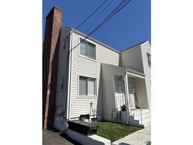 Welcome to this 2 Family Home with a large two car detached - photo 3