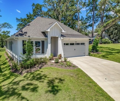 Lake Home For Sale in Tallahassee, Florida