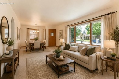 Classic Cudahy charm meets endless potential in this - photo 12