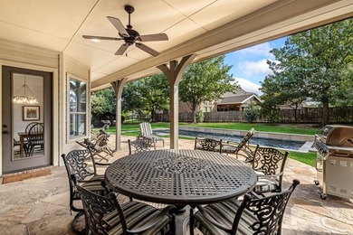 Welcome to this exquisite custom-built Carmen Homes masterpiece - photo 32