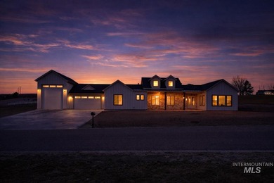 Enjoy the quiet, peaceful surroundings of this premier golf - photo 2