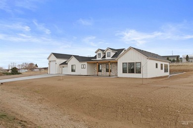 Enjoy the quiet, peaceful surroundings of this premier golf - photo 3