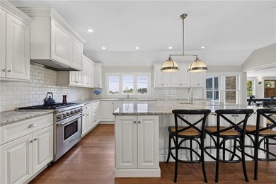 Weekapaug at its finest.Nestled on nearly 3/4 of an acre of - photo 14