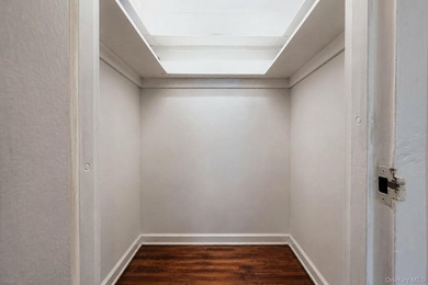 Beautifully updated Carlton model ideally positioned within the - photo 20