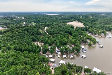 LAKE LIVING AT ITS FINEST! Spectacularly remodeled waterfront - photo 21
