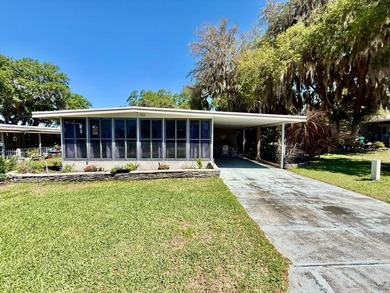 Lake Sunshine Home For Sale in Lady Lake Florida