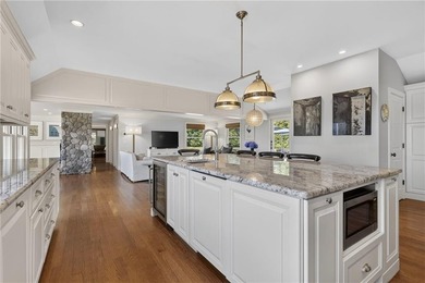 Weekapaug at its finest.Nestled on nearly 3/4 of an acre of - photo 21