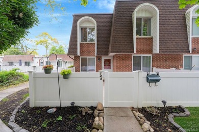 Beautifully updated Carlton model ideally positioned within the - photo 27