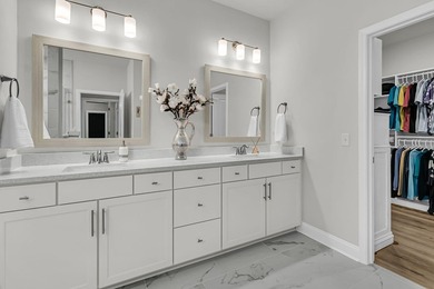 A rare opportunity to own a beautifully customized Del Webb - photo 35