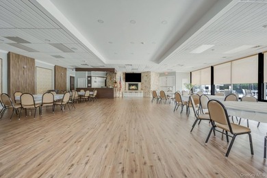 Beautifully updated Carlton model ideally positioned within the - photo 38