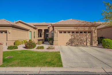 Lake Townhome/Townhouse For Sale in Sun Lakes, Arizona