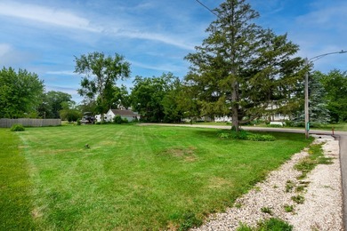 Chain O Lakes - Lake Catherine Lot For Sale in Antioch Illinois