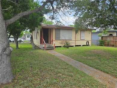 Located in Corpus Christi, this 2-bedroom, 1-bathroom home - photo 1