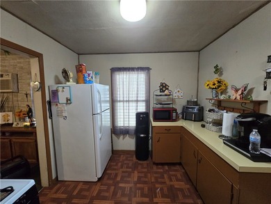 Located in Corpus Christi, this 2-bedroom, 1-bathroom home - photo 8