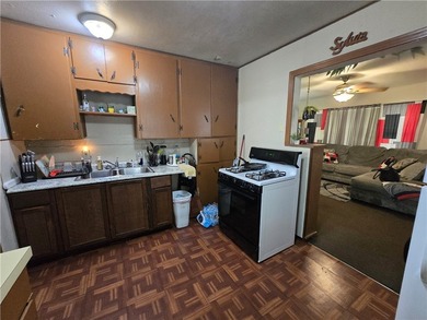 Located in Corpus Christi, this 2-bedroom, 1-bathroom home - photo 9