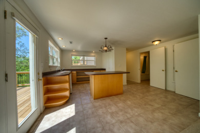 Amazing Lake Front House on 6.5 Acres with a Great View! - photo 30