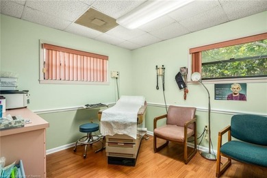 Excellent commercial Zoned-C1 investment opportunity! Solid - photo 21