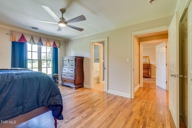 EXCEPTIONAL RESIDENCE IN THE VIRGINIAN GOLF CLUB, the region's - photo 25
