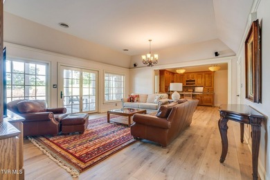 EXCEPTIONAL RESIDENCE IN THE VIRGINIAN GOLF CLUB, the region's - photo 26