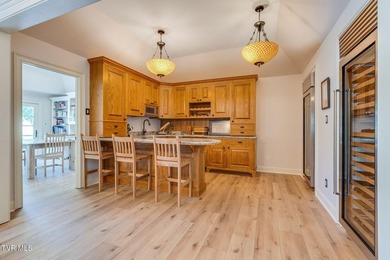 EXCEPTIONAL RESIDENCE IN THE VIRGINIAN GOLF CLUB, the region's - photo 28