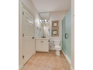 EXCEPTIONAL RESIDENCE IN THE VIRGINIAN GOLF CLUB, the region's - photo 35