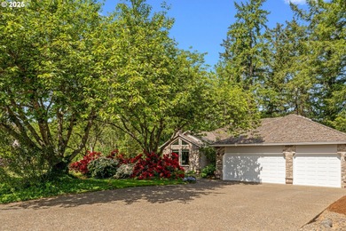 (private lake, pond, creek) Home For Sale in Newberg Oregon