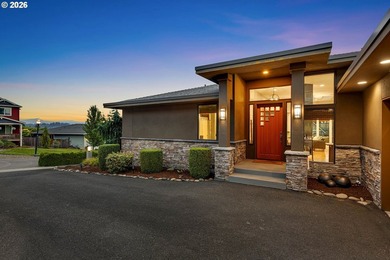 A stunning Custom Ranch Home with unobstructed Mt. Hood & - photo 2
